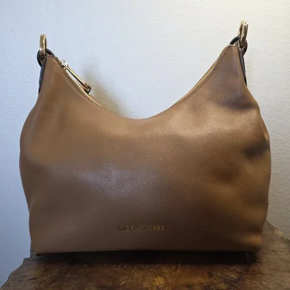 Michael Kors Isabella Leather Hobo Bag Convertible Crossbody Acorn NWT - Picture 3 of 16